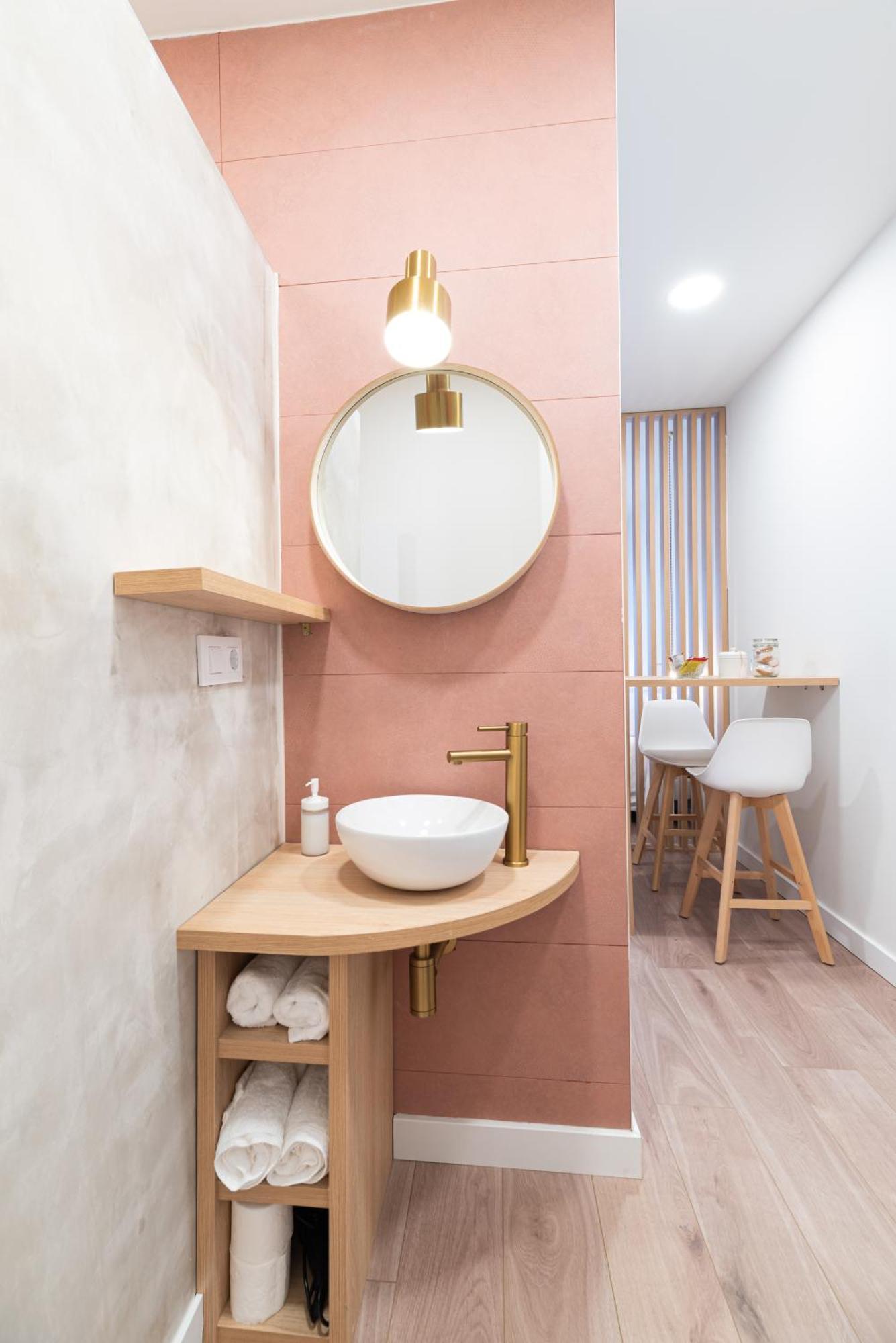 Apartamentos Turisticos Fatima, En El Centro De ヴィーゴ エクステリア 写真