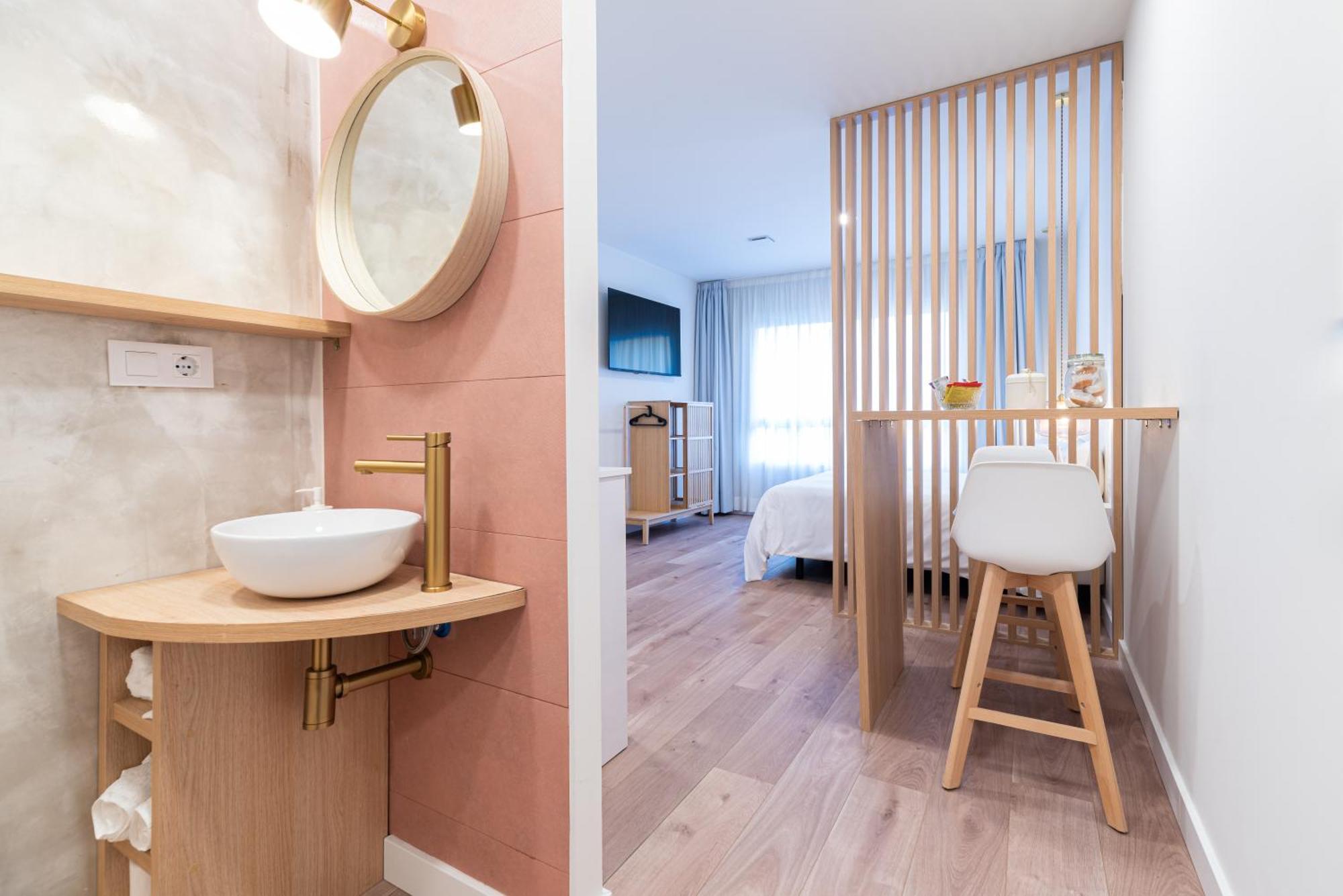 Apartamentos Turisticos Fatima, En El Centro De ヴィーゴ エクステリア 写真